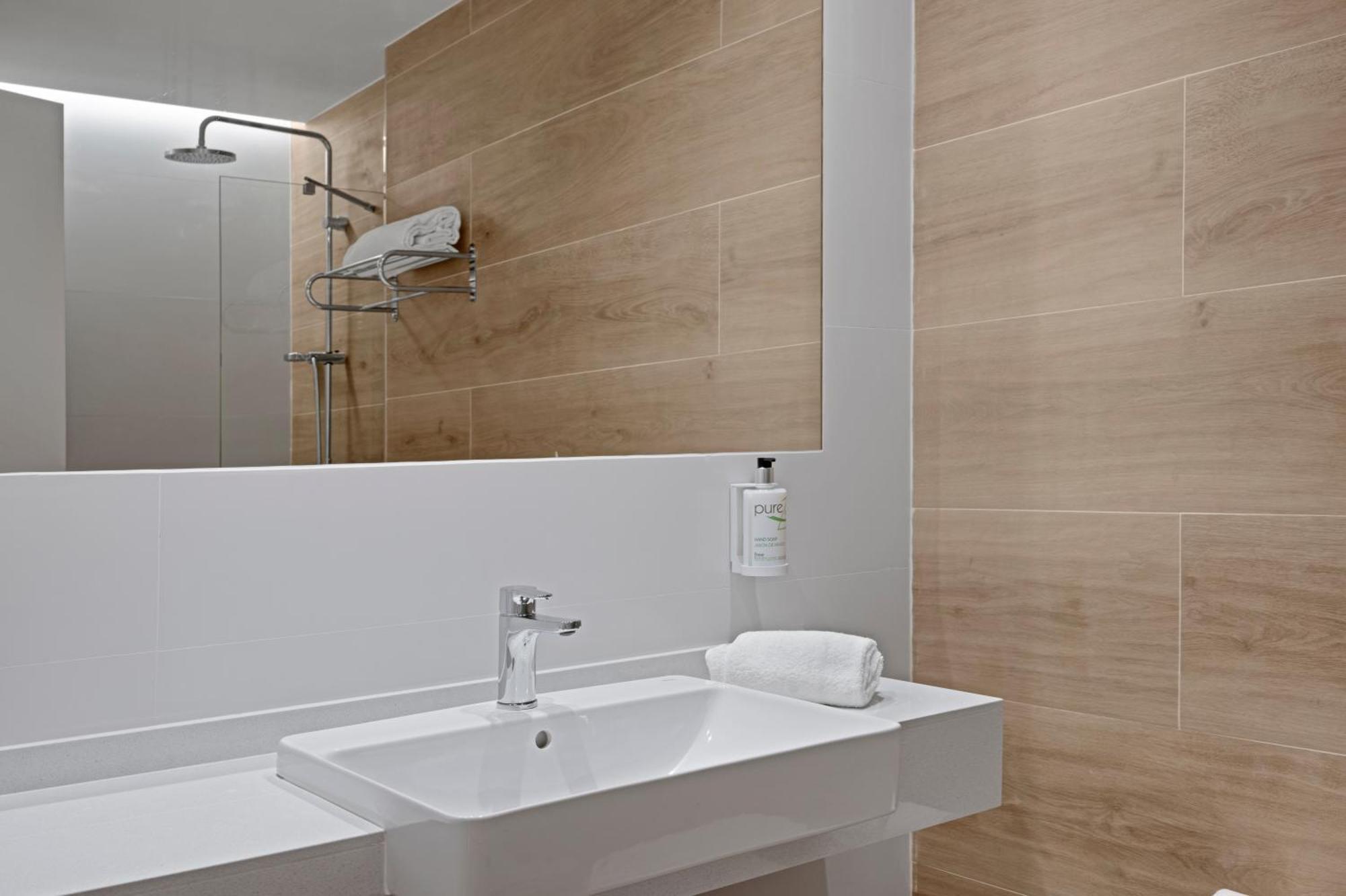 B&B Hotel Castro Urdiales Εξωτερικό φωτογραφία
